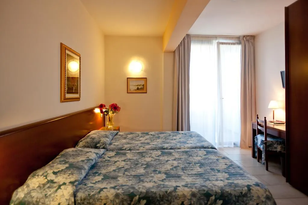 ***  Hotel Idania Bardolino Italien