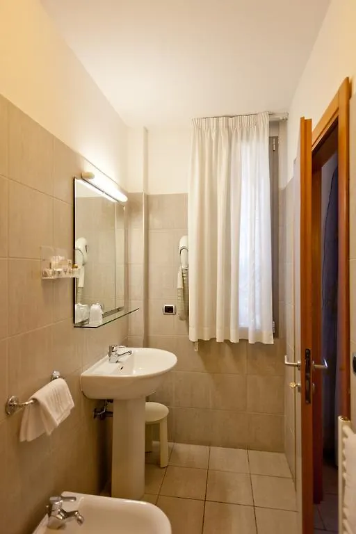 ***  Hotel Idania Bardolino Italien